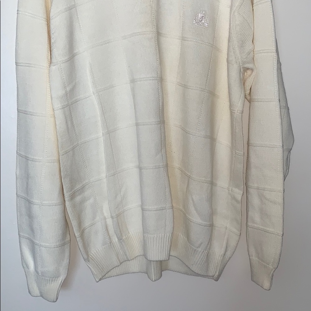 Sweater - Picture 3 of 4